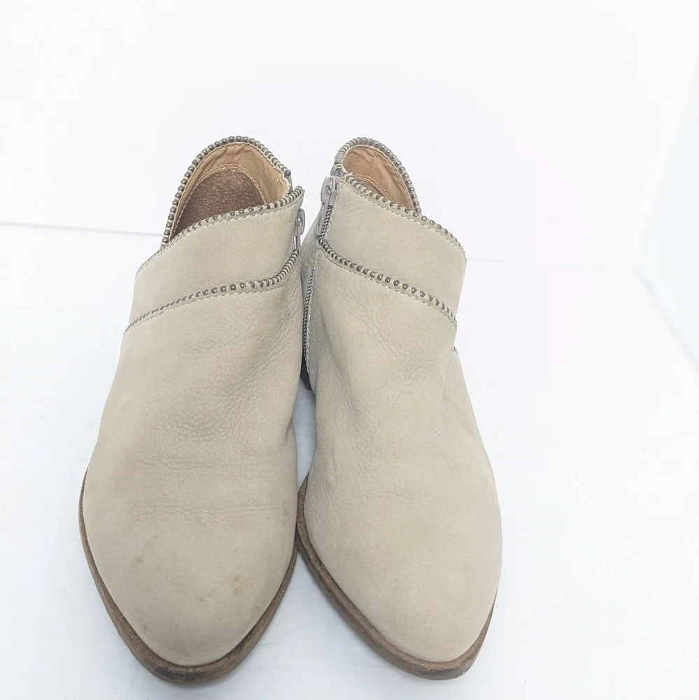 Lucky brand leather perrma ankle boots